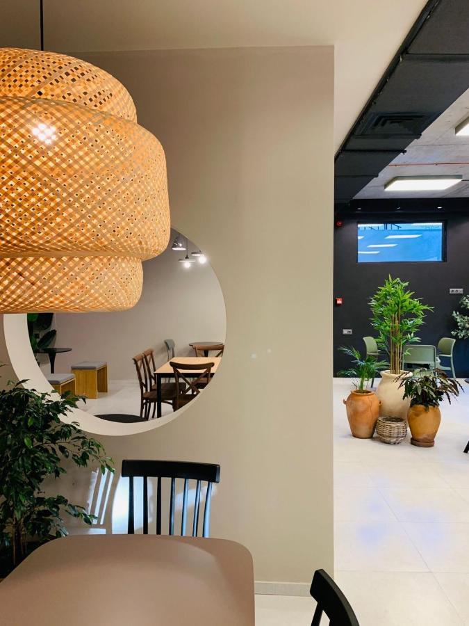 Doors Hotel Тбилиси Екстериор снимка