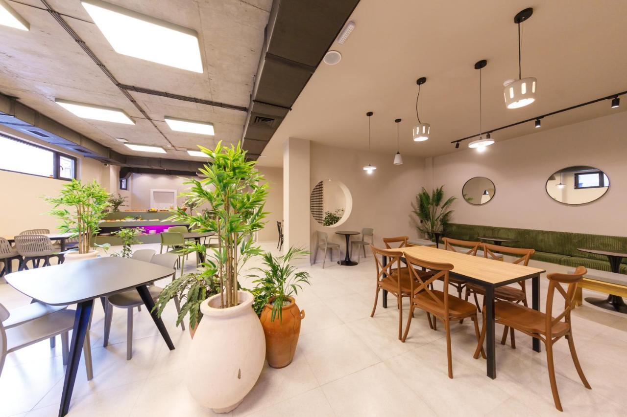 Doors Hotel Тбилиси Екстериор снимка