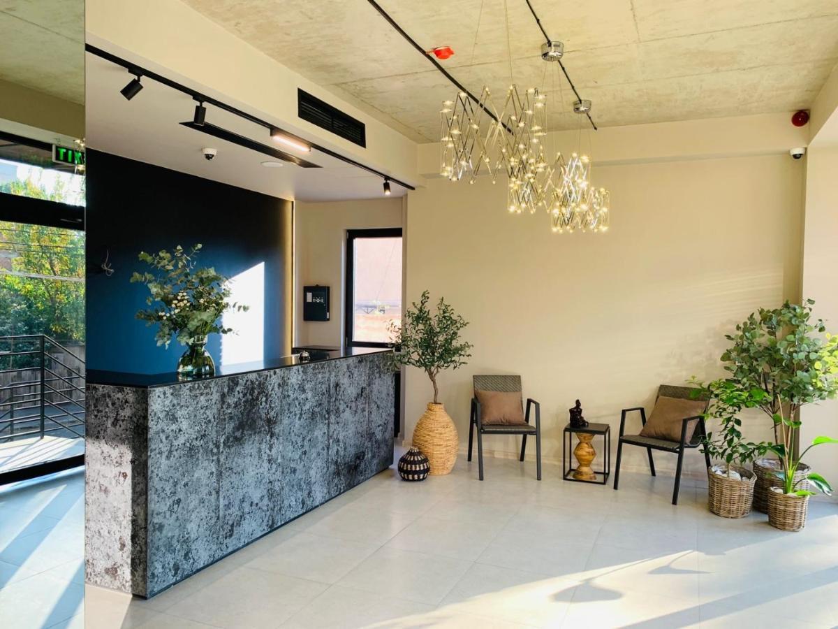 Doors Hotel Тбилиси Екстериор снимка