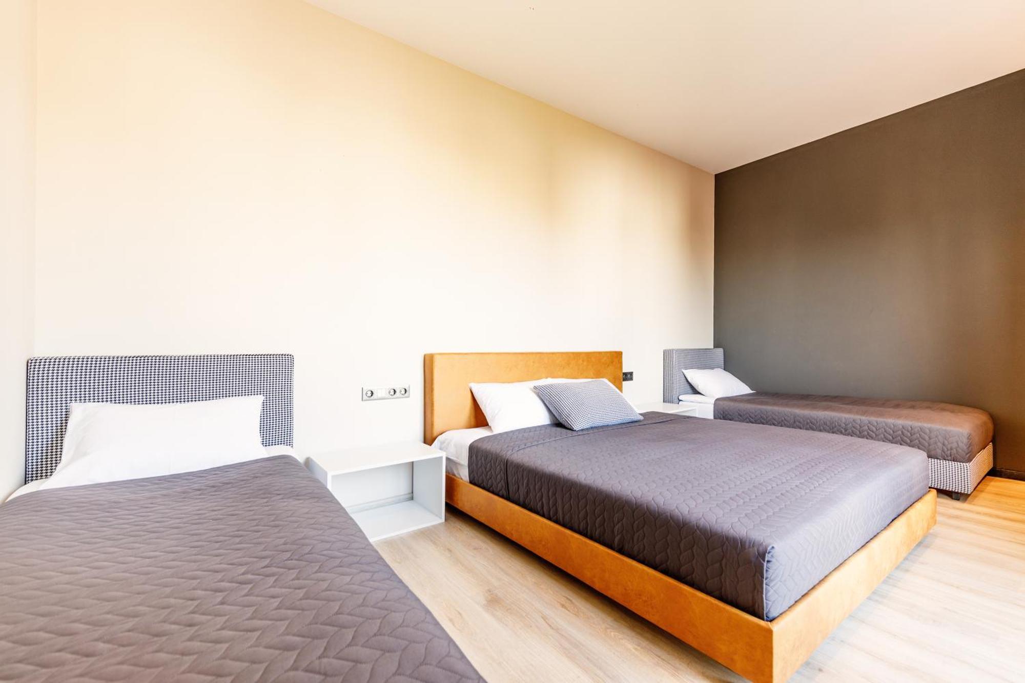 Doors Hotel Тбилиси Екстериор снимка